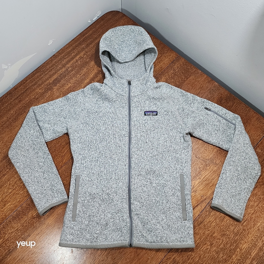 Patagonia hooded better sweater  womens small  heather grey guc